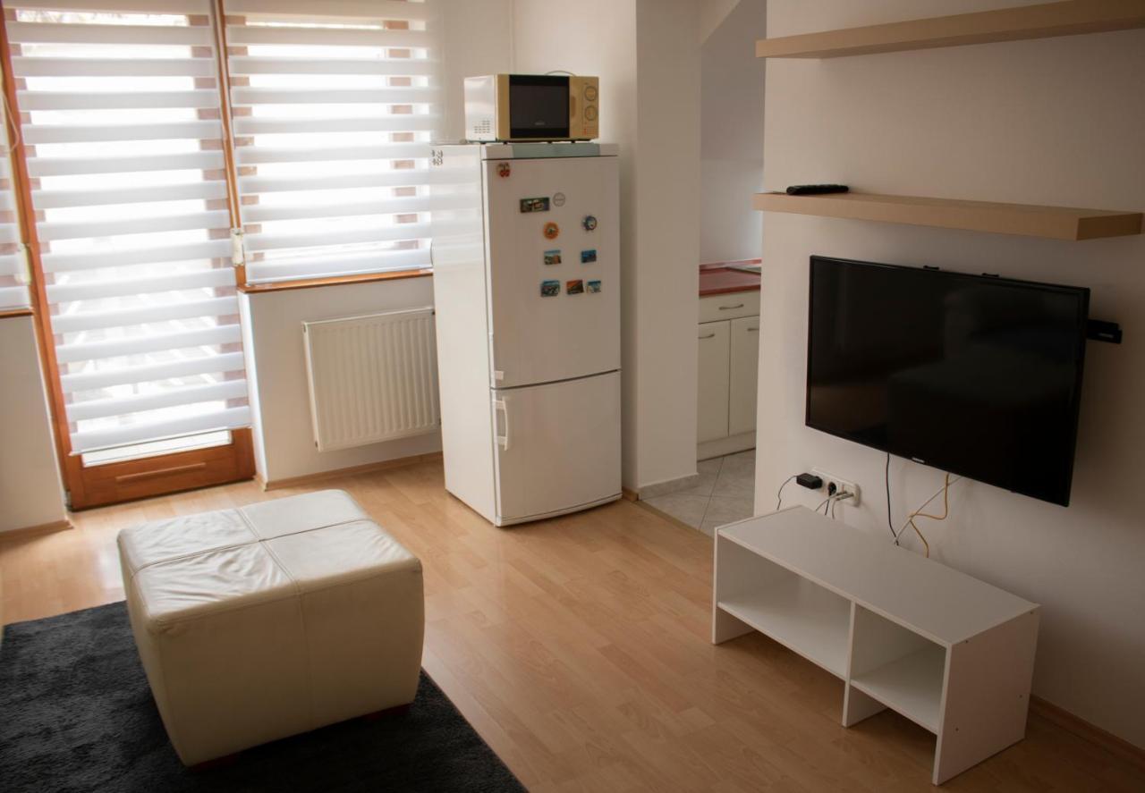 Csalogany Apartman Apartment เซคซาร์ด ภายนอก รูปภาพ